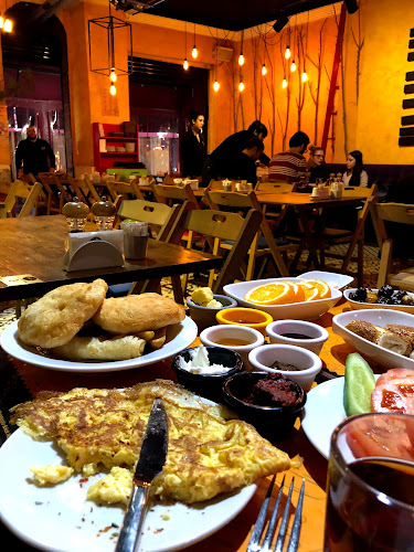 Limos Kahvaltı & Cafe - Gastronomi ve konaklama