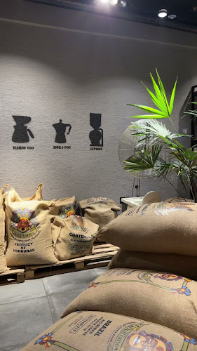 Opinii despre Coffee Cocolab Roastery & Workshop în Ni̇lüfer - Gastronomi ve konaklama