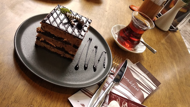 Topraktan patisserie - Bornova