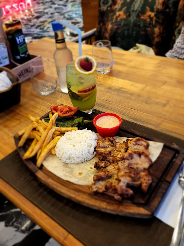 Cumhuriyet, Yıldıray Çınar Sk. No:47, 34500 Büyükçekmece/İstanbul