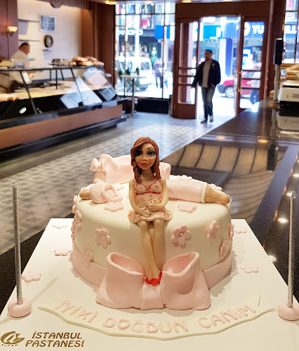 İstanbul Pastanesi - Gastronomi ve konaklama