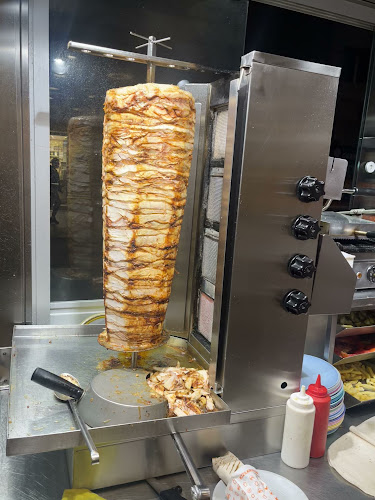 Opinii despre Kızılkayalar Taksim în Beyoğlu - Gastronomi ve konaklama