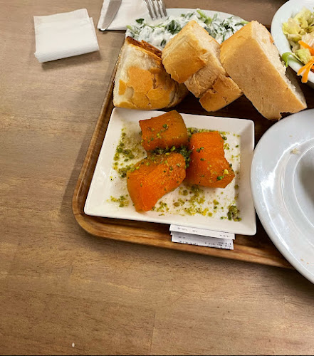 Kuloğlu, İstiklal Caddesi, Turnacıbaşı Cd. No:3/B, 34440 Beyoğlu/İstanbul, Türkiye