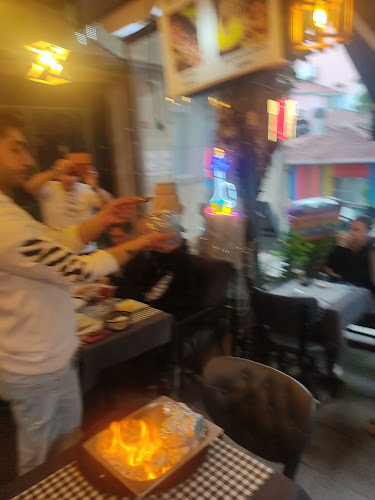 Comentarii opinii despre Kehribar kebab pizza restaurant