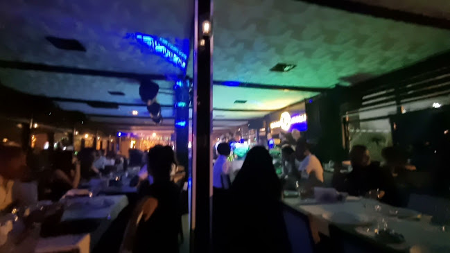 Opinii despre Zümrüt Aile Restaurant în İstanbul - Gastronomi ve konaklama