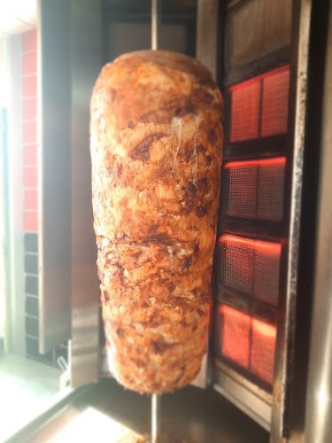 DÜNYA DÖNER YENİGÜN - Gastronomi ve konaklama