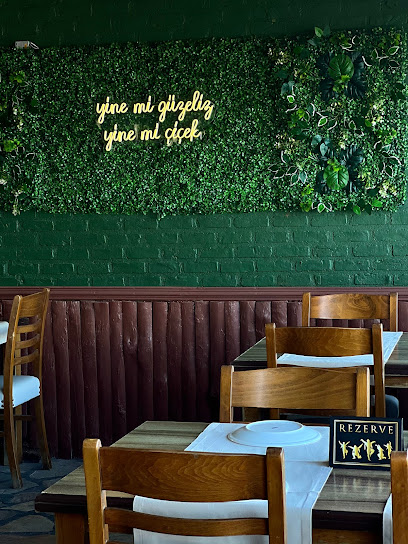 Zeytin Cafe & Restaurant Urla