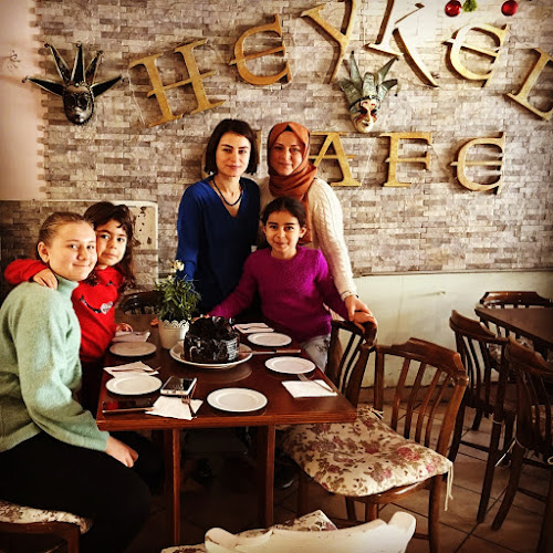 Heykel Cafe - Gastronomi ve konaklama