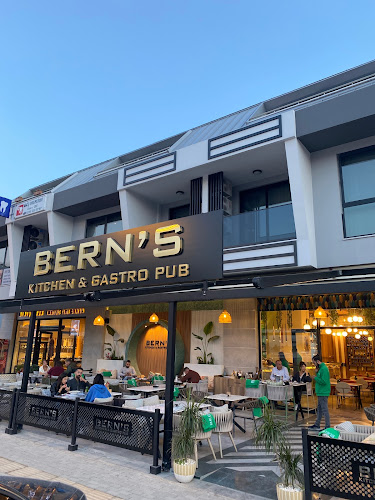 Comentarii opinii despre Bern`s Kitchen & Gastro Pub
