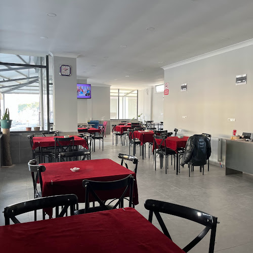 Opinii despre Barış Cafe în Mustafakemalpaşa - Gastronomi ve konaklama