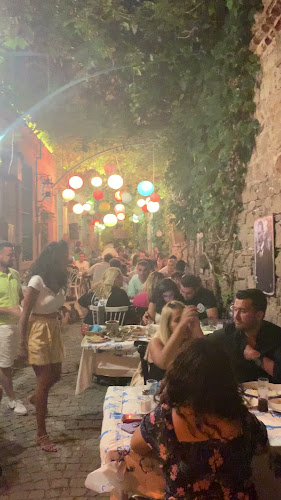 Fevzipaşa - Vehbibey, Tonguç Sk No:8, 10400 Ayvalık/Balıkesir