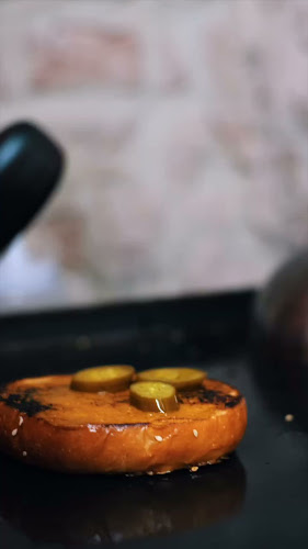 Hayrettinpaşa, 13 Nisan Cd. 20. Sk. No:95, 10400 Ayvalık/Balıkesir