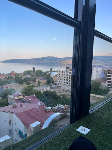 Mavi Beyaz Restaurant - Tatvan