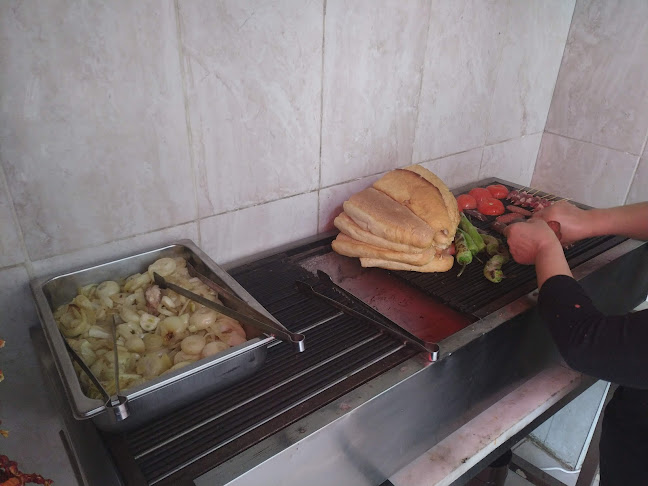 Opinii despre Çınar restoran catering tabdolt ev yemekleri în Kuşadası - Gastronomi ve konaklama