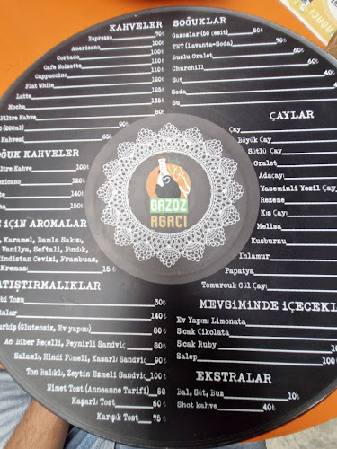 Opinii despre Gazoz Ağacı Kafe în İzmir - Gastronomi ve konaklama