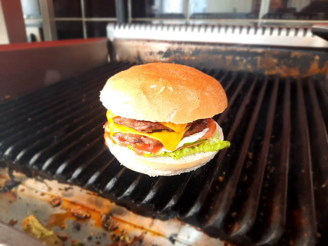 Opinii despre DÜNYA DÖNER YENİGÜN în Muratpaşa - Gastronomi ve konaklama