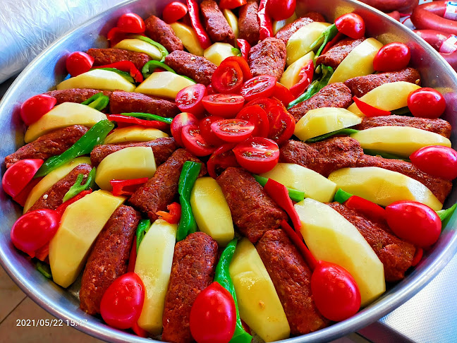 Opinii despre Lezzet kasap köfte în Erzincan - Gastronomi ve konaklama