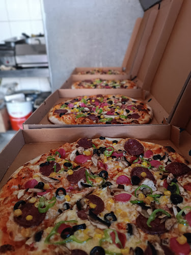 Comentarii opinii despre Paradiso Pizza & Hamburger