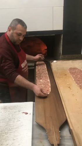 Opinii despre Coşkunoğlu Etli Pide Salonu în Kadınhanı - Gastronomi ve konaklama