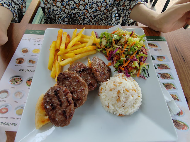 Güzelyurt, Alparslan Türkeş Blv. No:183/5, 33650 Anamur/Mersin