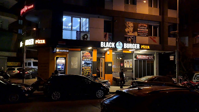 Black Burger Pizza