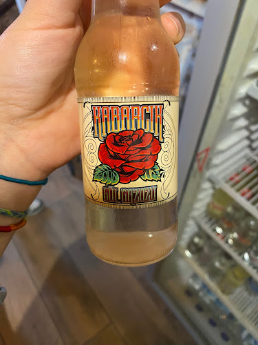 Opinii despre Gazoz Ağacı Kafe în İzmir - Gastronomi ve konaklama