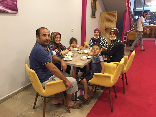 Opinii despre Zarif Pastanesi în Araban - Gastronomi ve konaklama