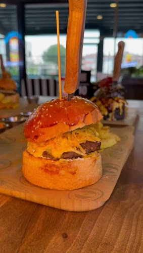 Opinii despre Crespo Burger Argentina în İzmit - Gastronomi ve konaklama