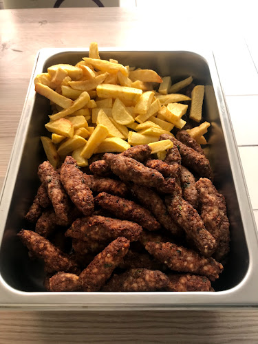 Comentarii opinii despre ERSOY YEMEKCİM RESTAURANT TABLDOT