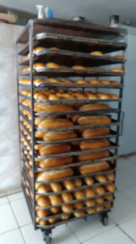 Opinii despre Zümrüt Ekmek în Toroslar - Gastronomi ve konaklama