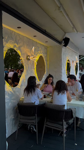 Opinii despre Kireçburnu Balıkçısı în İstanbul - Gastronomi ve konaklama