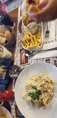 Opinii despre Hiqqo Lounge în Zeytinburnu - Gastronomi ve konaklama