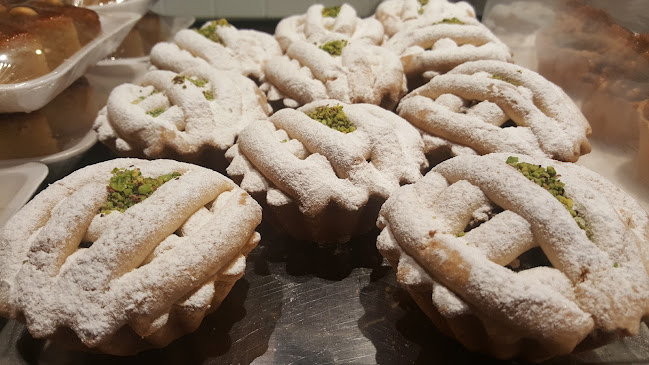 HAS EKMEK UNLU MAMULLERİ - İzmir