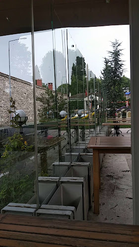 Manastır 1865 - Gastronomi ve konaklama