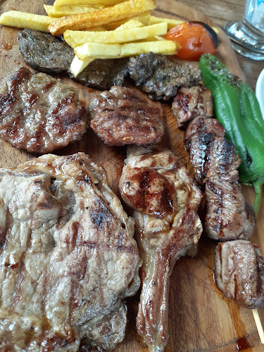 Comentarii opinii despre Etmahal Steakhouse Restaurant