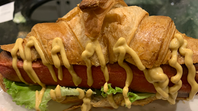 Noww Croissants & Coffee