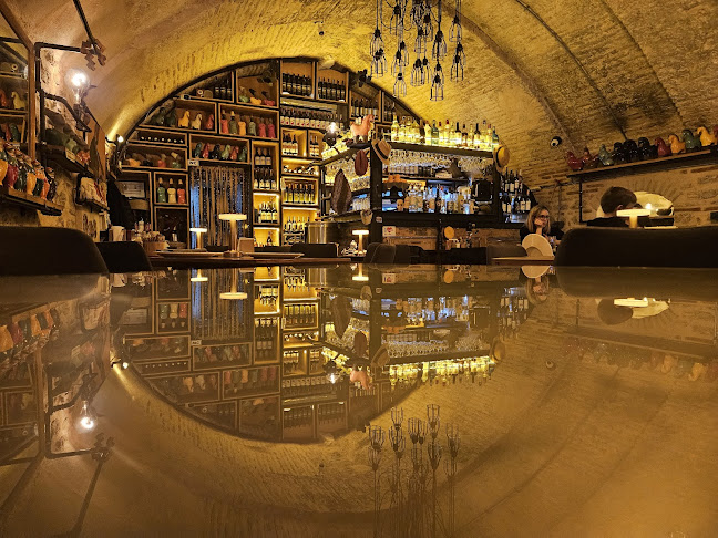 Arch Bistro - Gastronomi ve konaklama