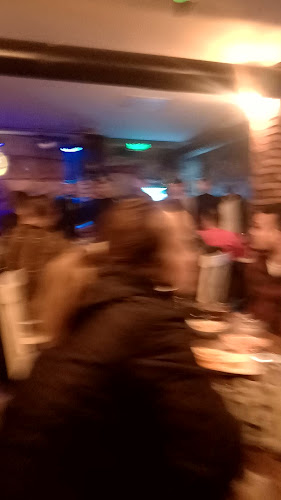 Opinii despre Çekmeköy Horon Cafe în Çekmeköy - Gastronomi ve konaklama