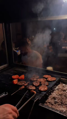 Opinii despre Taşplak Mavişehir în İzmir - Gastronomi ve konaklama