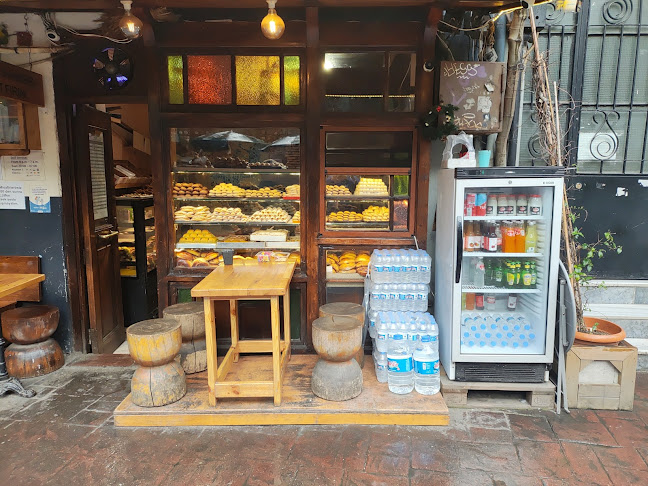 Comentarii opinii despre Cihangir Tarihi Simit Fırını