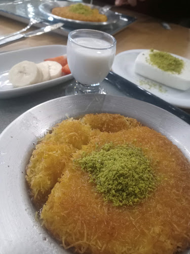 Akdo Dondurma Esentepe Şube - Gastronomi ve konaklama