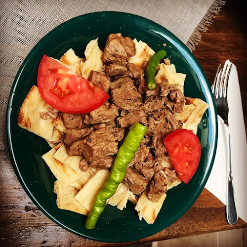 Opinii despre Nefes Konak în Afyonkarahisar - Gastronomi ve konaklama