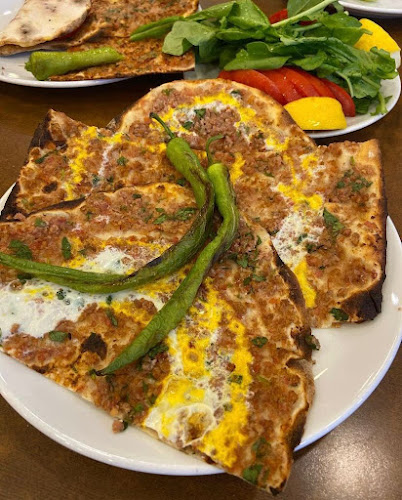 Opinii despre Nur Pide & Pizza în İzmir - Gastronomi ve konaklama