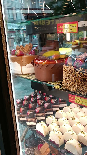 Sari Firin Unlu Mamülleri - Kağıthane