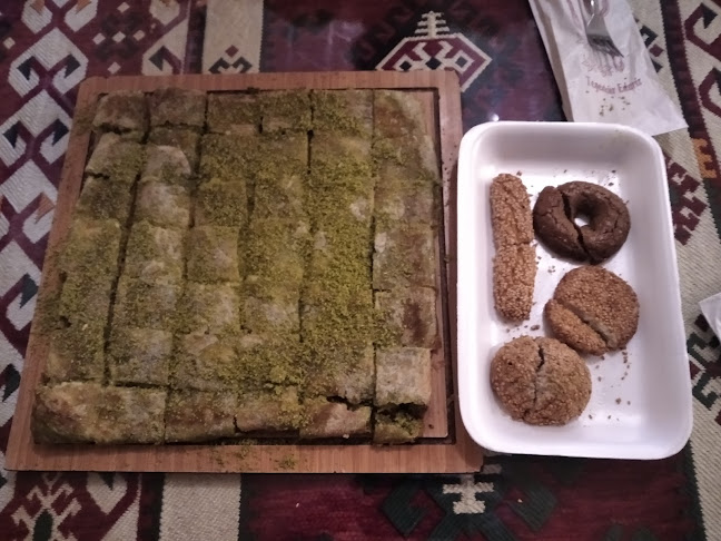 Comentarii opinii despre Ebrar Katmer ve Simit Fırını