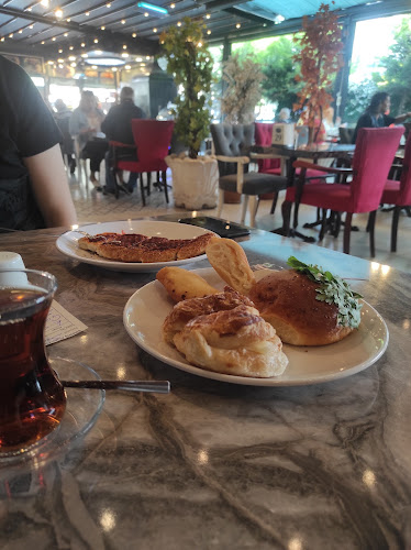 Opinii despre Gar 1960 în İzmir - Gastronomi ve konaklama