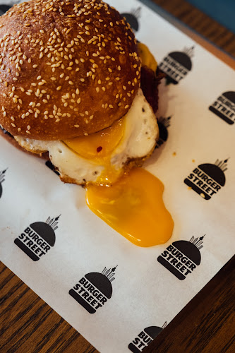 Comentarii opinii despre Burger Street Urla