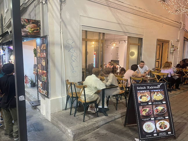 Opinii despre Sokak Kahvesi în İstanbul - Gastronomi ve konaklama