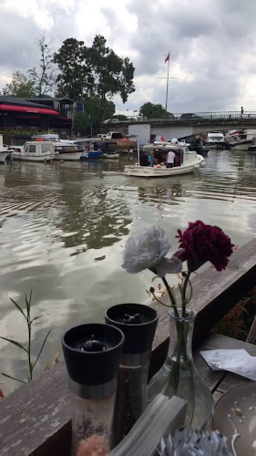 Anadolu Hisarı, Kızılserçe Sok. 10/A, 34810 Beykoz/İstanbul