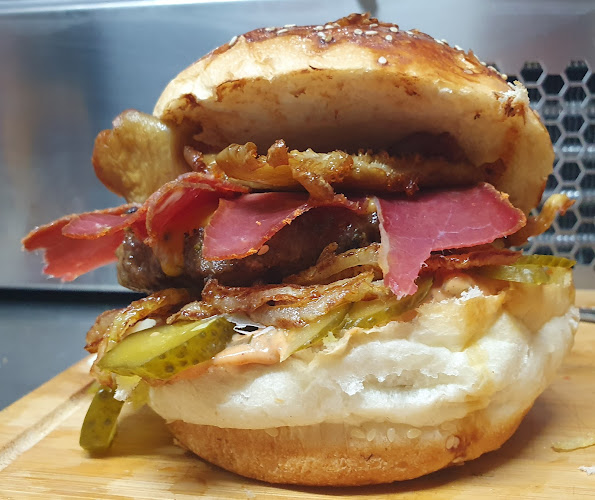 Tepe, 39. Sk. no:80, 48700 Marmaris/Muğla